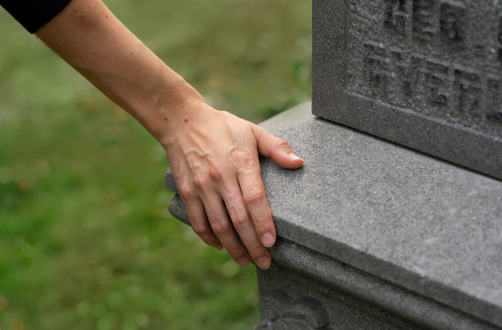 Обсуждается проект решения о создании места погребения. Принимайте участие!